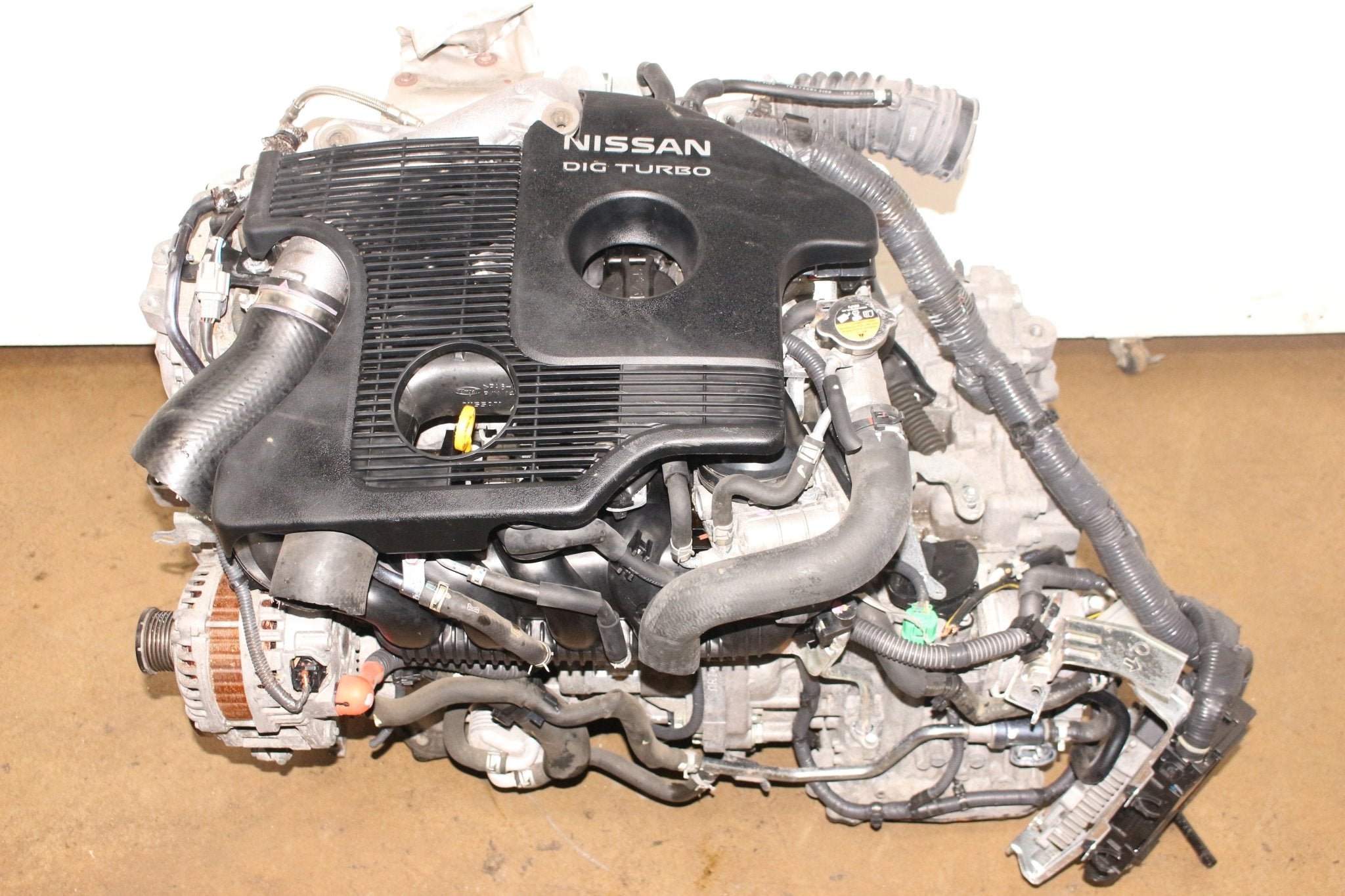 Nissan Juke R Engine